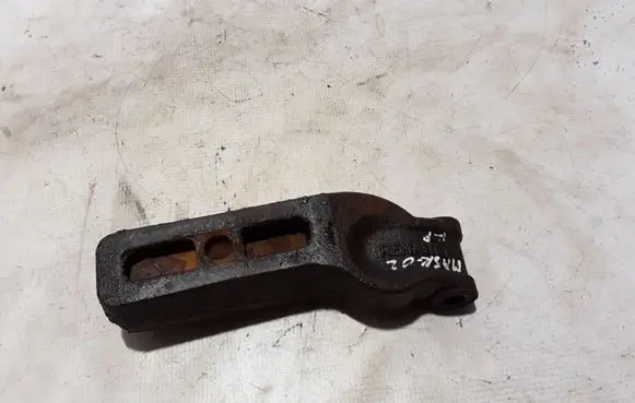 Renault Mascott Lower shock absorber bracket 5010537108