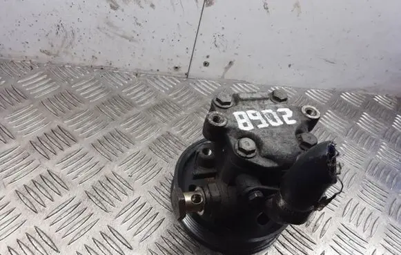 Ford Galaxy Power steering pump 3A674AA