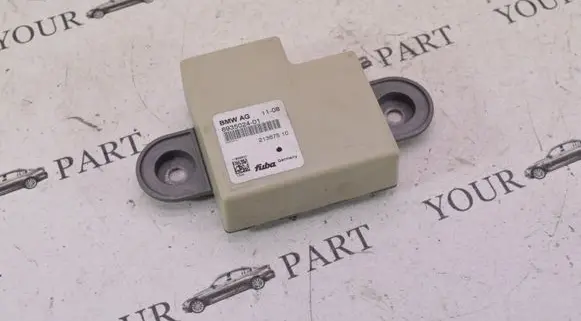 BMW 5 E60 E61 Antenna control unit 6935024
