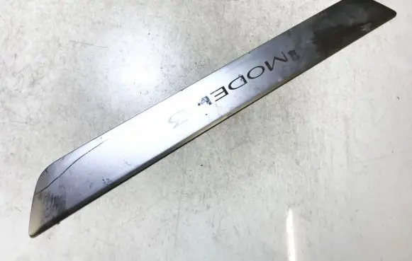 Tesla Model 3 Front sill trim cover 150476300a 1504763-00-a