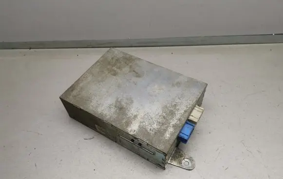 BMW 5 E39 Video control module 6903727
