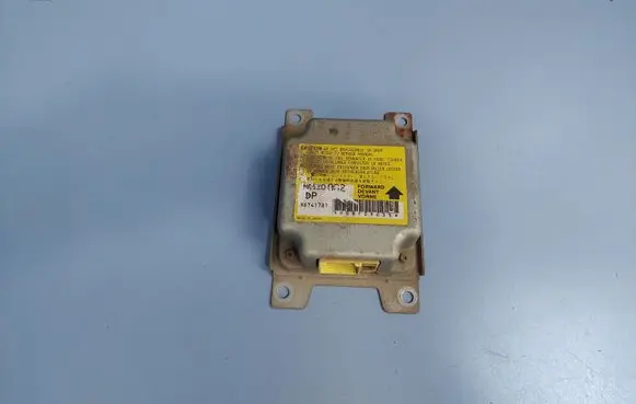 Mitsubishi Pajero Sport I Airbag control unit/module MR530002 X6T41781
