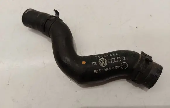 Audi A3 S3 8V Engine coolant pipe/hose 5Q0122058G