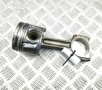 Opel Vivaro Piston 93161612 93161619