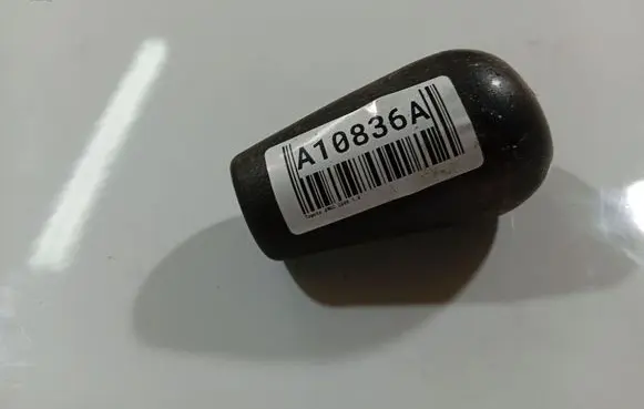 Toyota Aygo AB10 Gear lever shifter trim leather/knob 