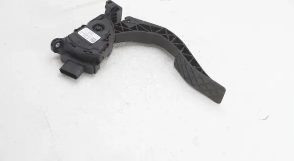 Audi A4 S4 B8 8K Accelerator throttle pedal 8K1721523A