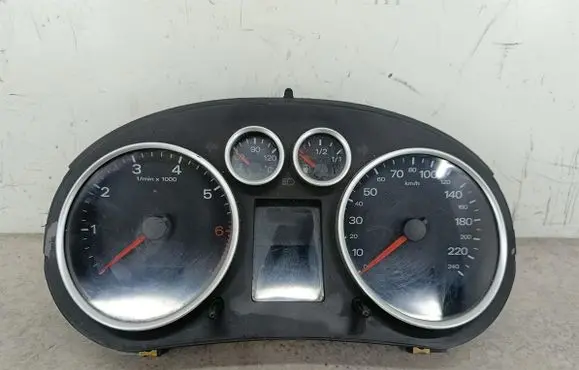 Audi A2 Speedometer (instrument cluster) 8Z0920900G