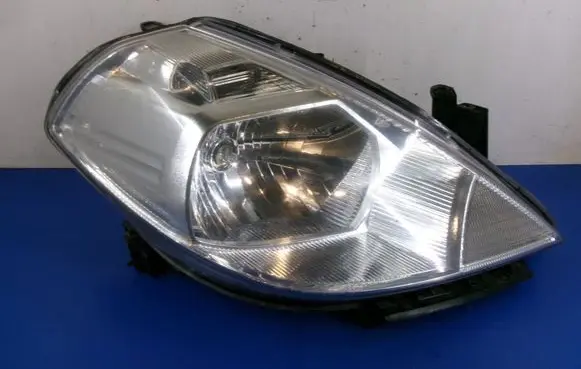 Nissan Tiida C11 Headlight/headlamp
