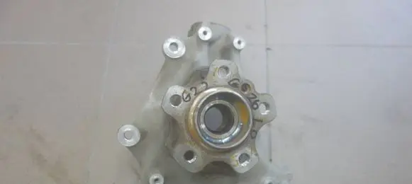BMW i4 Rear wheel hub spindle/knuckle 14605610