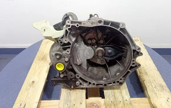 Citroen C3 Picasso Manual 6 speed gearbox 20DP59