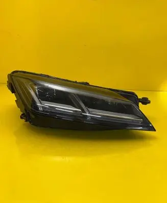 Audi TT TTS RS Mk3 8S Headlight/headlamp 8S0941034