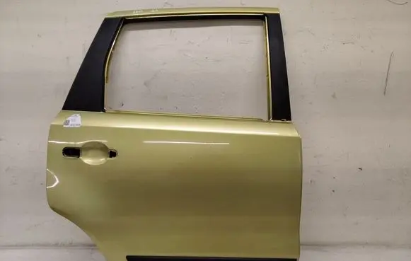 Rear door