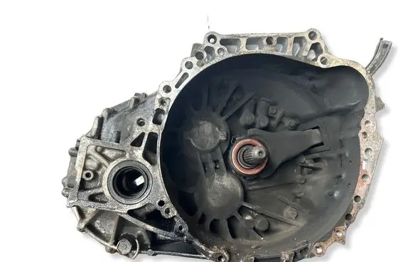 Toyota Avensis T250 Manual 6 speed gearbox 