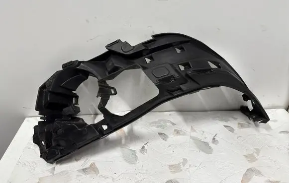 BMW X5 F15 Headlight/headlamp mounting bracket 8054018