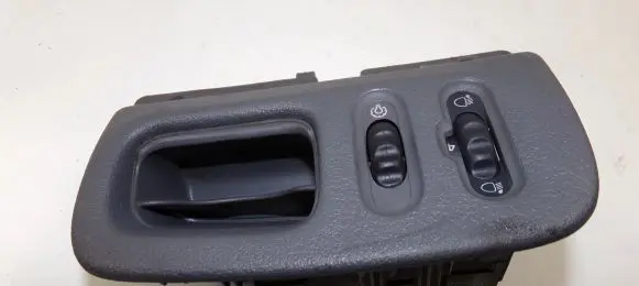 Renault Megane I Headlight level height control switch