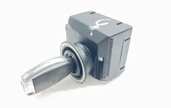Mercedes-Benz C W204 Ignition lock A2079052600