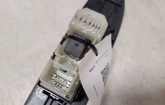 Toyota Avensis Verso Electric window control switch 7423144190