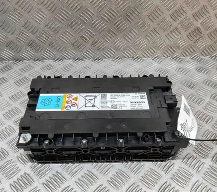 Volvo XC40 Hybrid / electric car battery 32431285