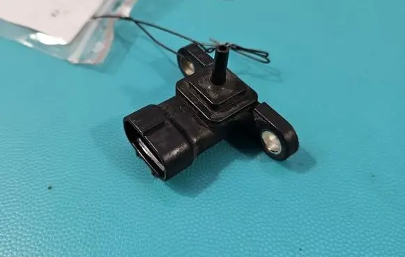 Toyota Avensis T270 Air pressure sensor 8942126030 IMPRK1579970