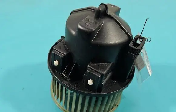 Heater fan/blower