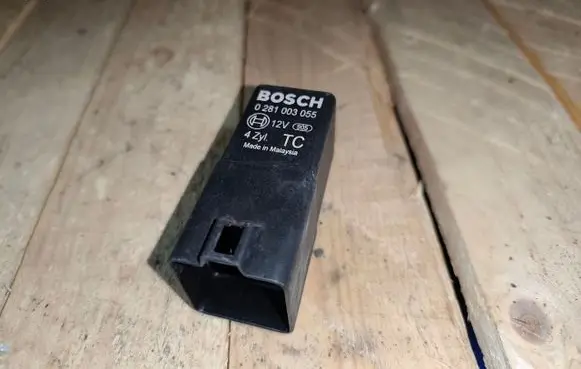 Honda Accord Glow plug pre-heat relay 0281003055