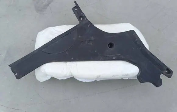 BMW 6 F06 Gran coupe Fuel tank bottom protection 7312831 74850610 REC100