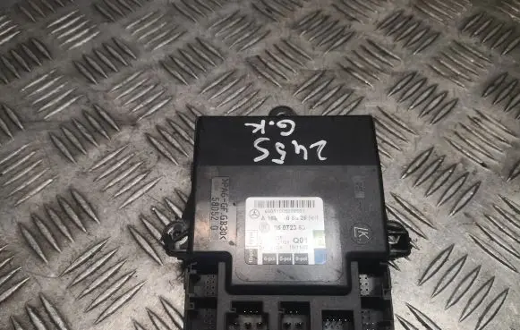 Mercedes-Benz B W245 Door control unit/module 1698208526 A1698208526
