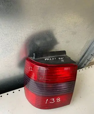 Volkswagen PASSAT B4 Rear/tail lights 3A9945111B