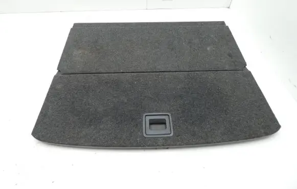 Trunk/boot floor carpet liner