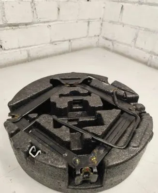 Opel Astra H Tool set 332021609