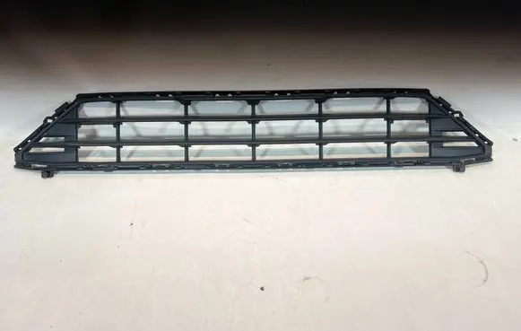 Volvo XC60 Front bumper lower grill 32296070