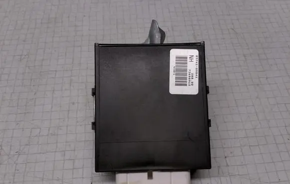 Toyota Avensis T220 Other control units/modules 8974105041 73658912