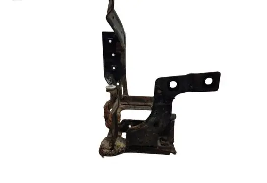 Volvo V50 Power steering pump mounting bracket 3M513K738AB