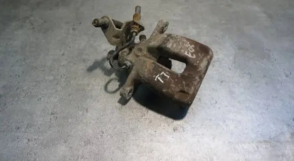 Volkswagen Eos Rear brake caliper