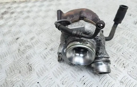 BMW 5 E60 E61 Turbo 8506893 TF035HL6B