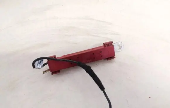 Volvo V50 Antenna control unit 8673656