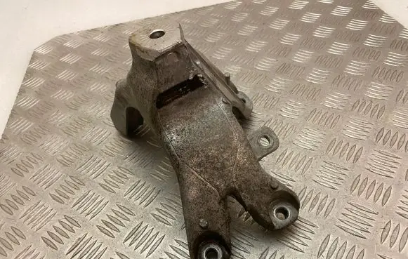 Audi A5 Sportback 8TA Engine mounting bracket 8K0199308BE