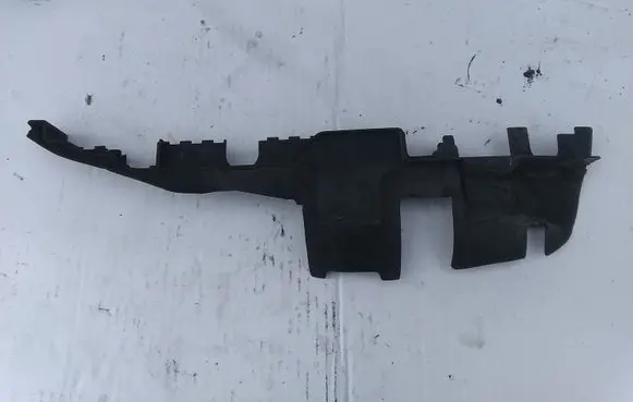 Audi A4 S4 B6 8E 8H Air intake duct part 8E0121283
