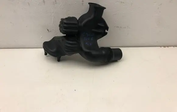 Chrysler 300 - 300C Air intake duct part 04591871AB