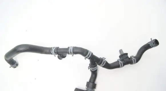 Volkswagen PASSAT B8 Engine coolant pipe/hose 3Q0122157Q