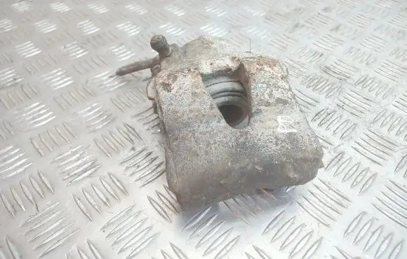 Skoda Octavia Mk2 (1Z) Front brake caliper