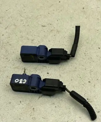 Volvo C30 Airbag deployment crash/impact sensor 31264410