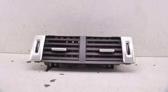 Land Rover Range Rover Evoque L538 Dashboard air vent grill cover trim GJ32014L21AA