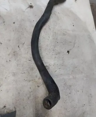 Volvo XC90 Engine coolant pipe/hose 08404