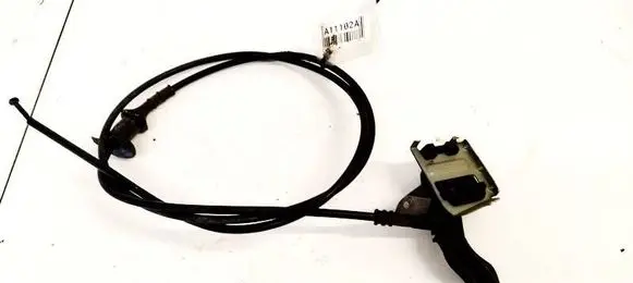 Opel Astra H Engine bonnet (hood) release handle
