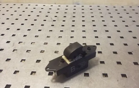 Mitsubishi ASX Electric window control switch MR587944