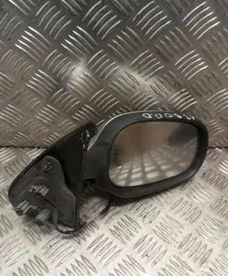 Nissan Micra Front door electric wing mirror 12373010
