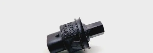 Volkswagen Golf III Front door sensor 1H0947563