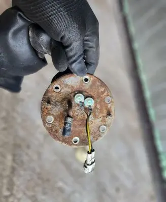 Subaru Forester SF Fuel level sensor 