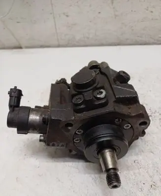 Hyundai i40 Fuel injection high pressure pump 0445010206